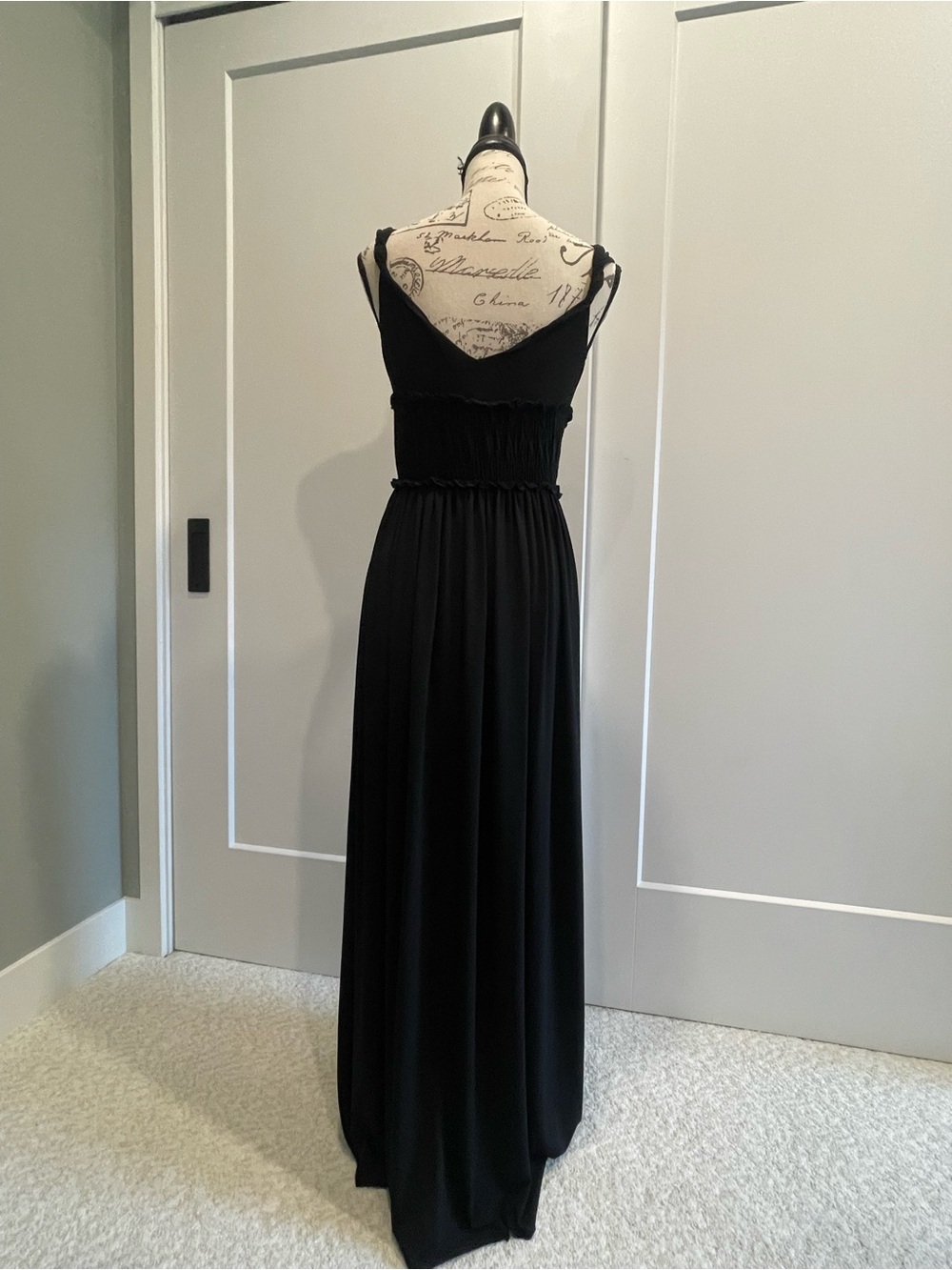 Candie's Black V-Neck Empire Waist Maxi Dress - Picture 5 of 10